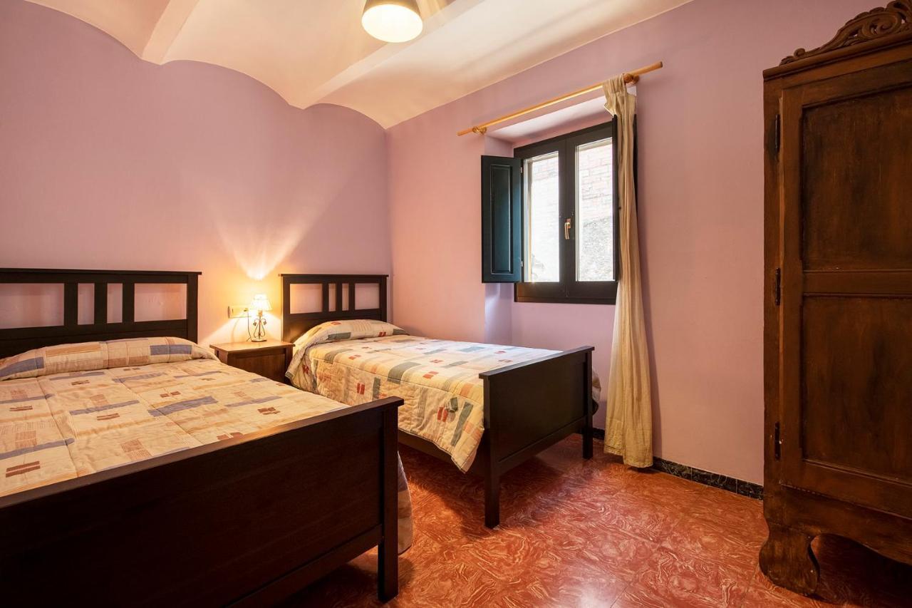 Casa Rural, Can Cirera Serinya Luaran gambar