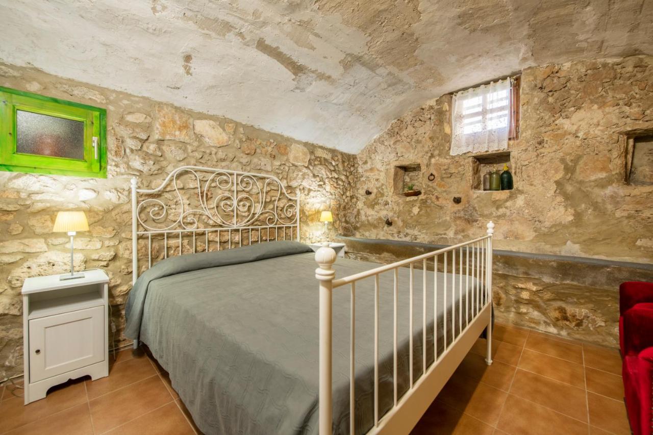 Casa Rural, Can Cirera Serinya Luaran gambar